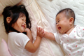 「寝起きのいい2人 おはようのあいさつかな」